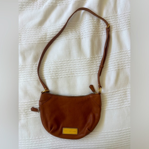 Marc by Marc Jacobs Brown Leather Sling Crossbody - Picture 2 of 5